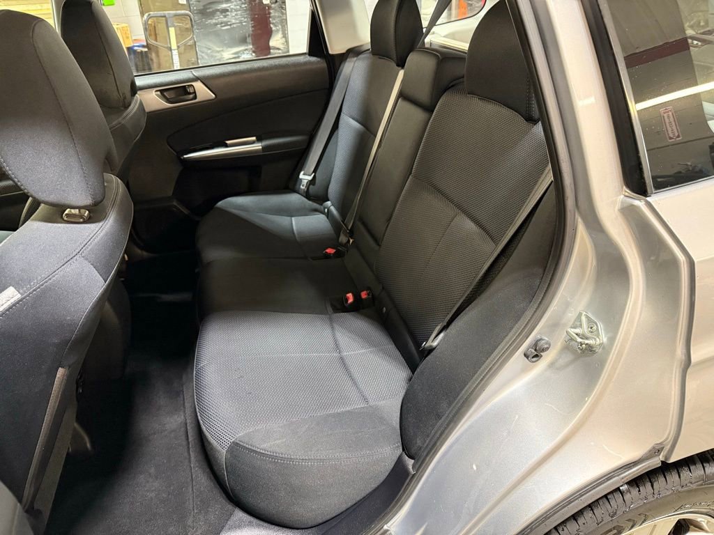 Used 2012 Subaru Forester 2.5X w/ Alloy Wheel Pkg image 17