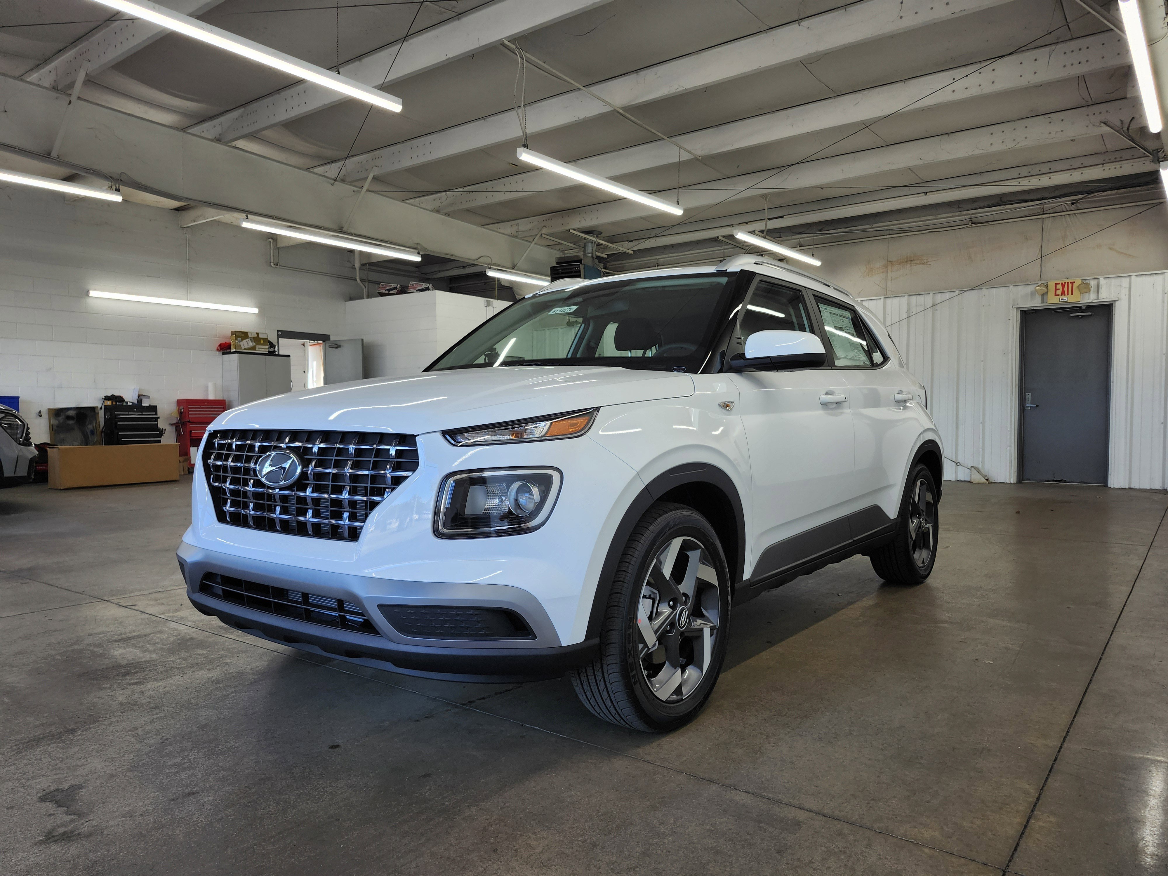 New 2026 Hyundai Venue SEL image 20