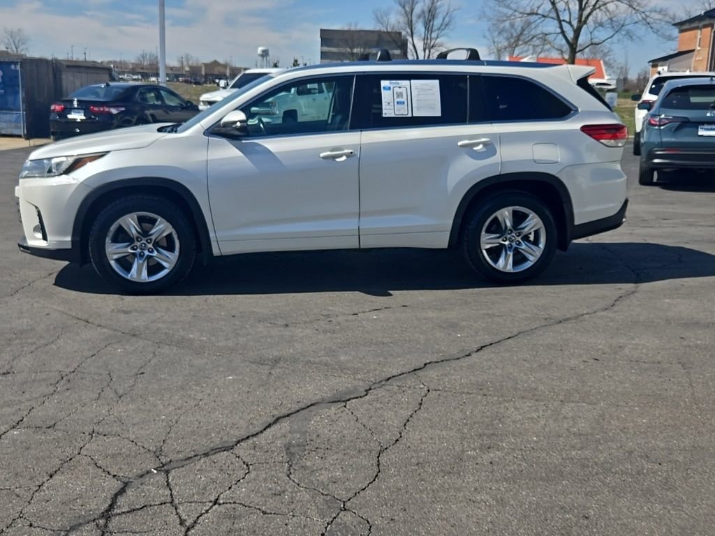 Used 2018 Toyota Highlander Limited image 4