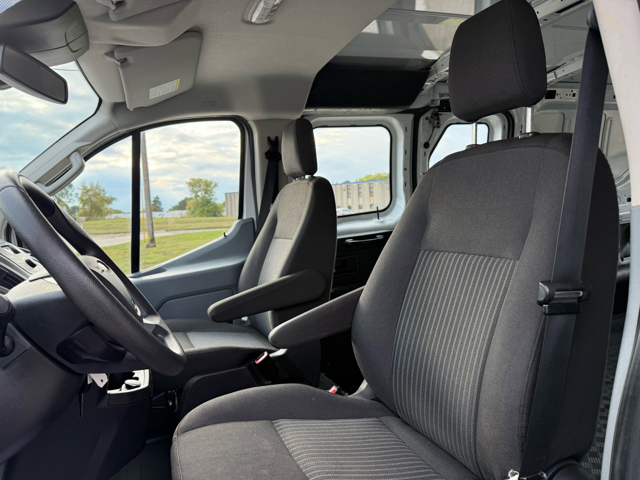 Used 2019 Ford Transit 250 130 Low Roof w/ Exterior Upgrade Package image 13