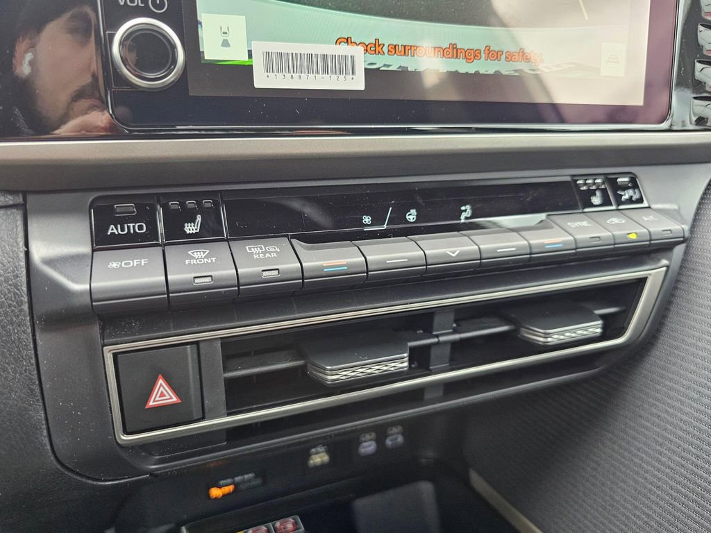 New 2026 Toyota Camry Hybrid image 29