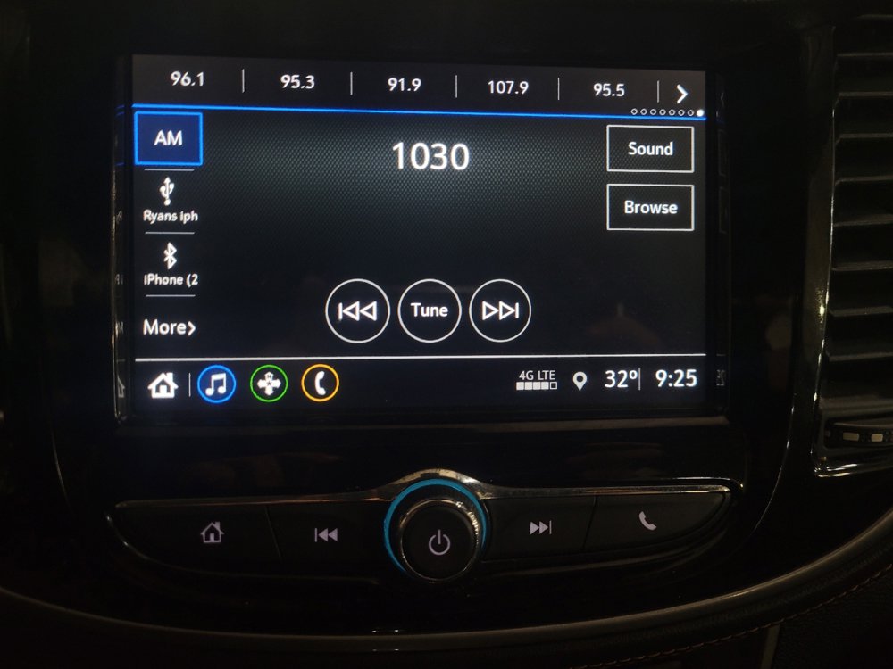 Used 2018 Chevrolet Trax LS image 25