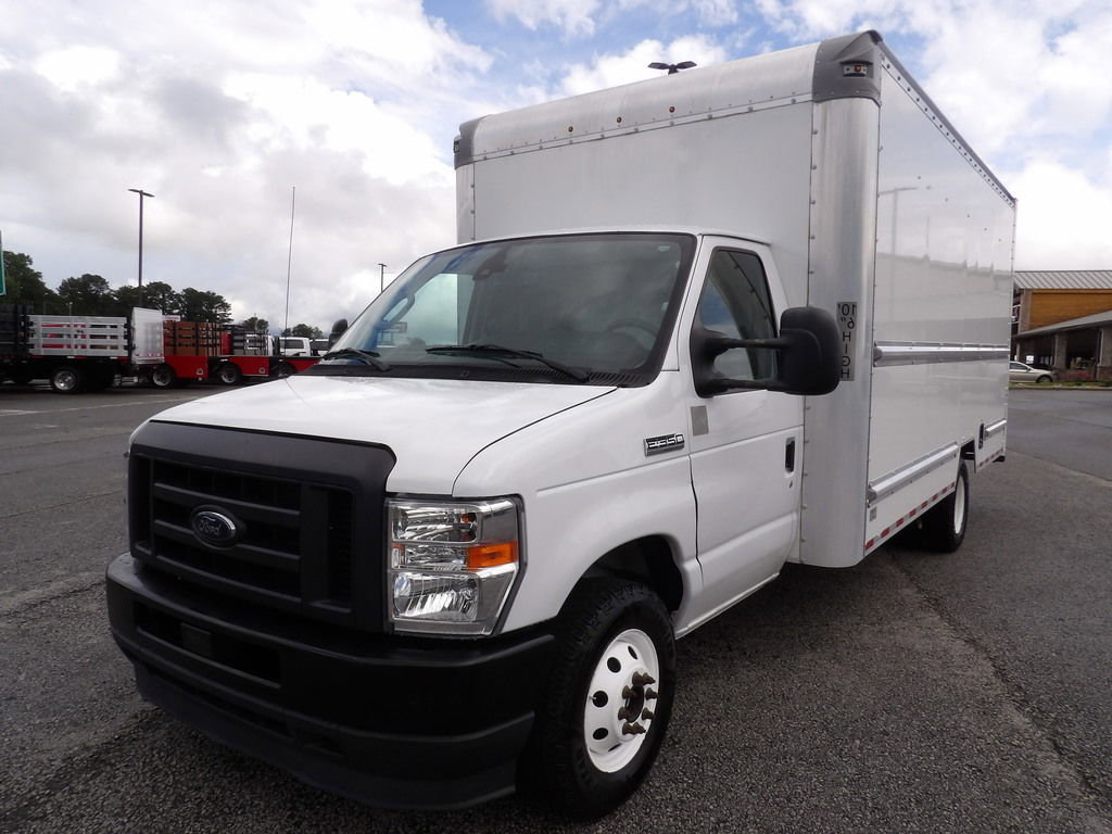 Used 2021 Ford E-350 and Econoline 350 Super Duty RWD image 47