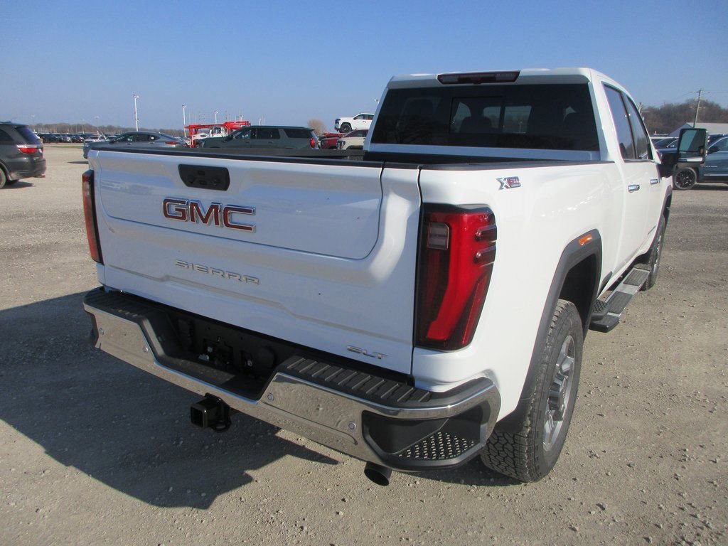 New 2026 GMC Sierra 2500 SLT w/ SLT Premium Package image 4