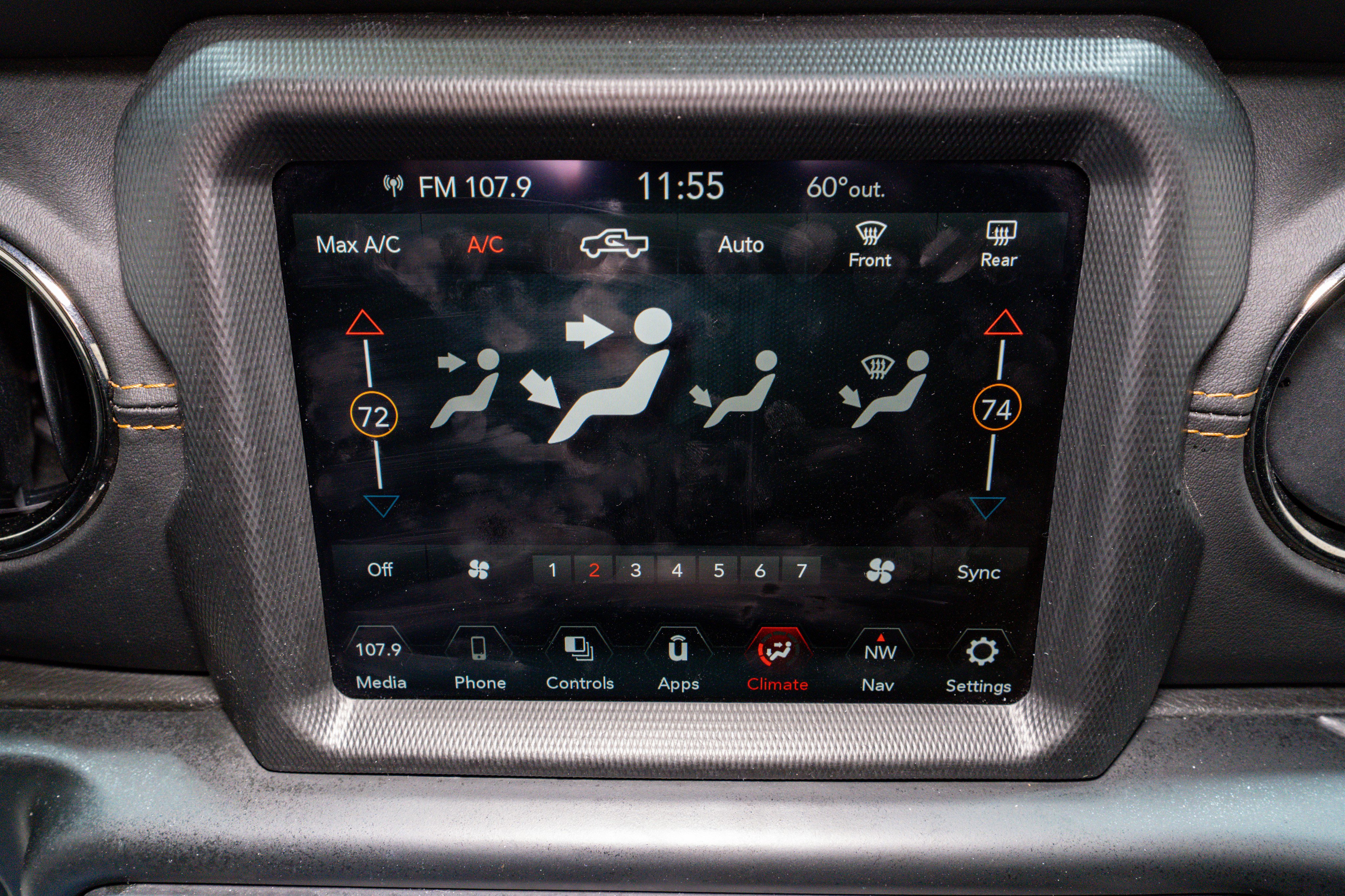 Used 2023 Jeep Gladiator Overland AWD/4WD image 21