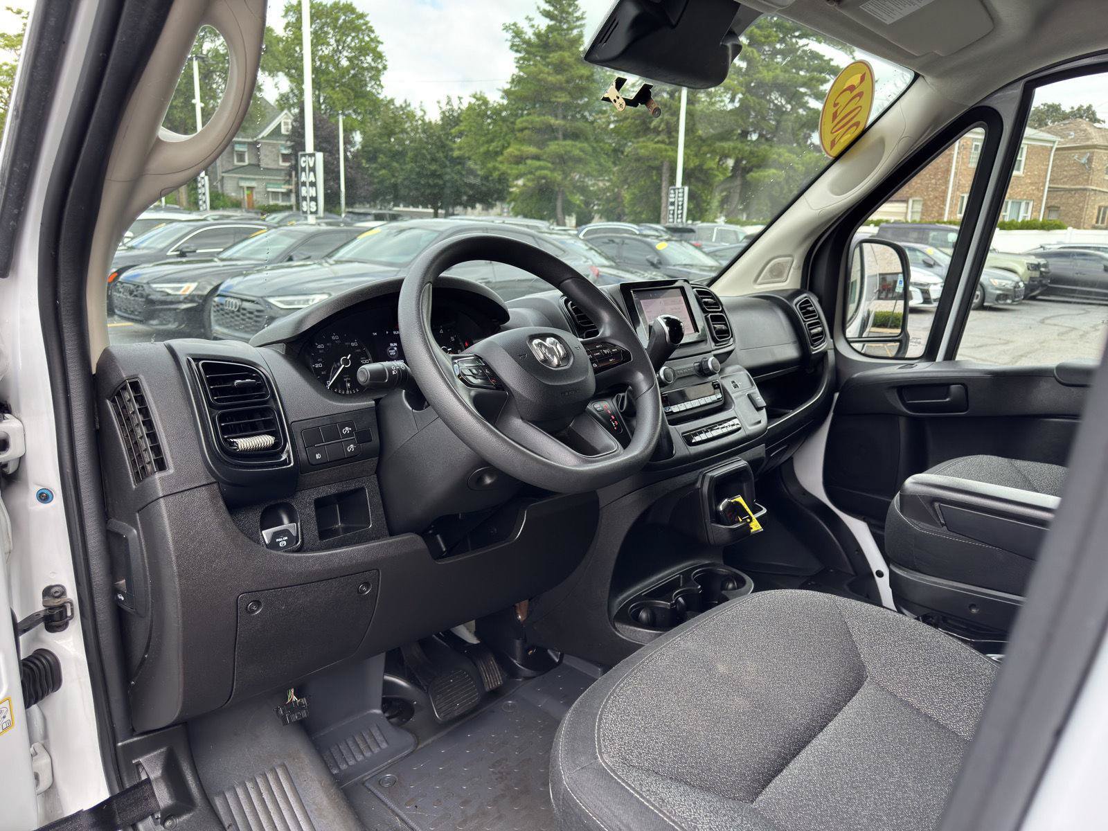 Used 2025 RAM ProMaster 2500 w/ Convenience Group FWD image 19