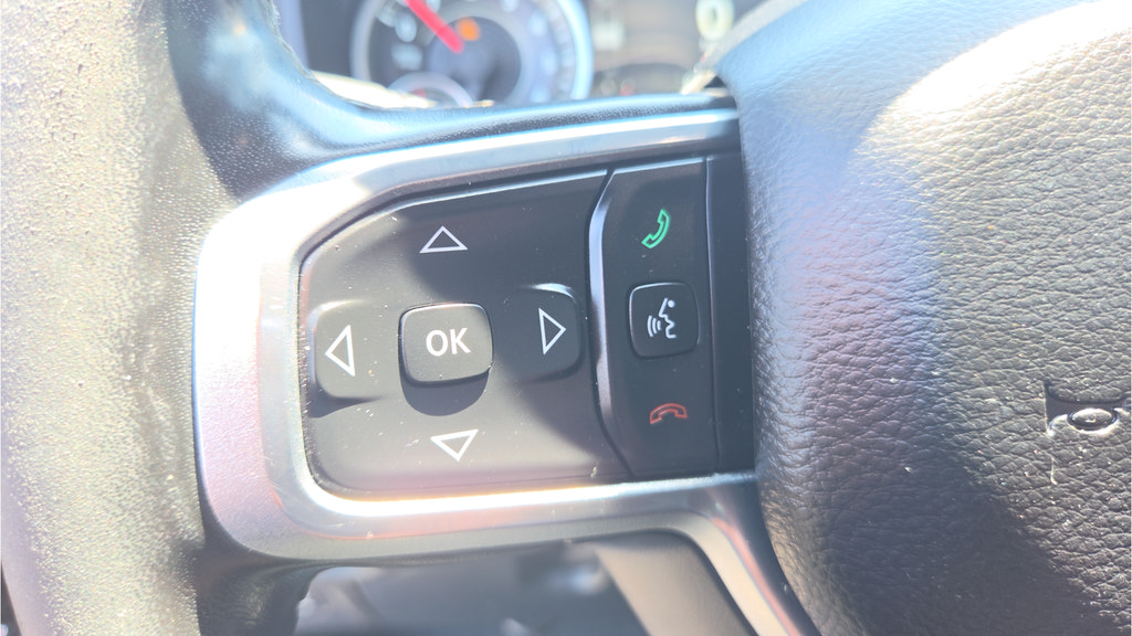 Used 2019 RAM 1500 Laramie w/ Sport Appearance Package AWD/4WD image 35