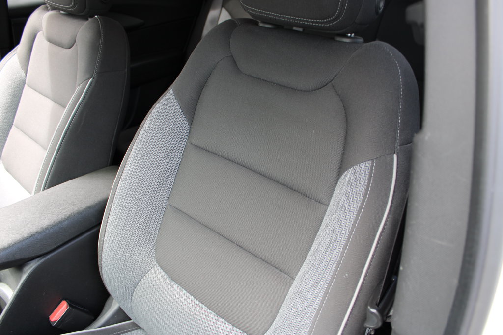 Used 2025 Chevrolet TrailBlazer LT FWD image 10
