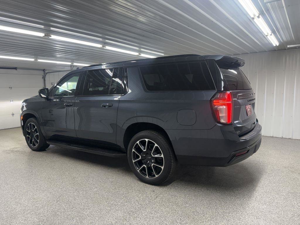 Used 2021 Chevrolet Suburban RST AWD/4WD image 4