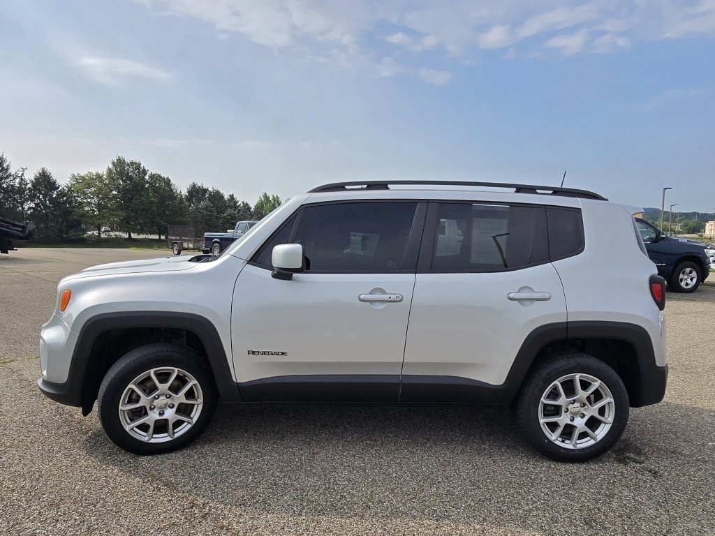 Used 2020 Jeep Renegade Latitude image 10