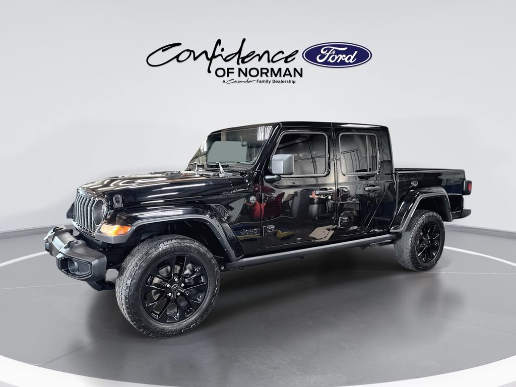 Used 2025 Jeep Gladiator Sport AWD/4WD image 1