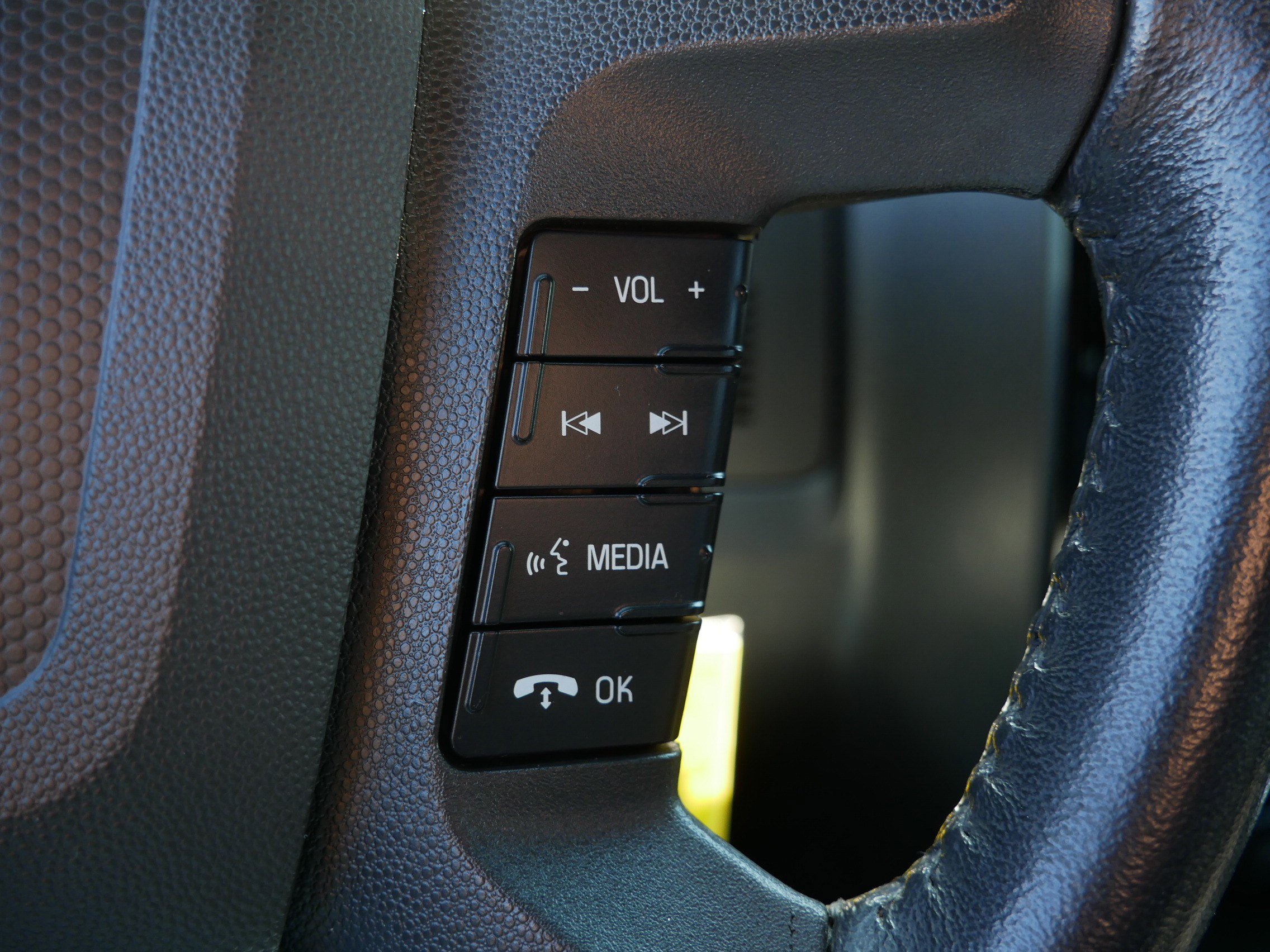 Used 2012 Ford Escape Limited FWD image 28