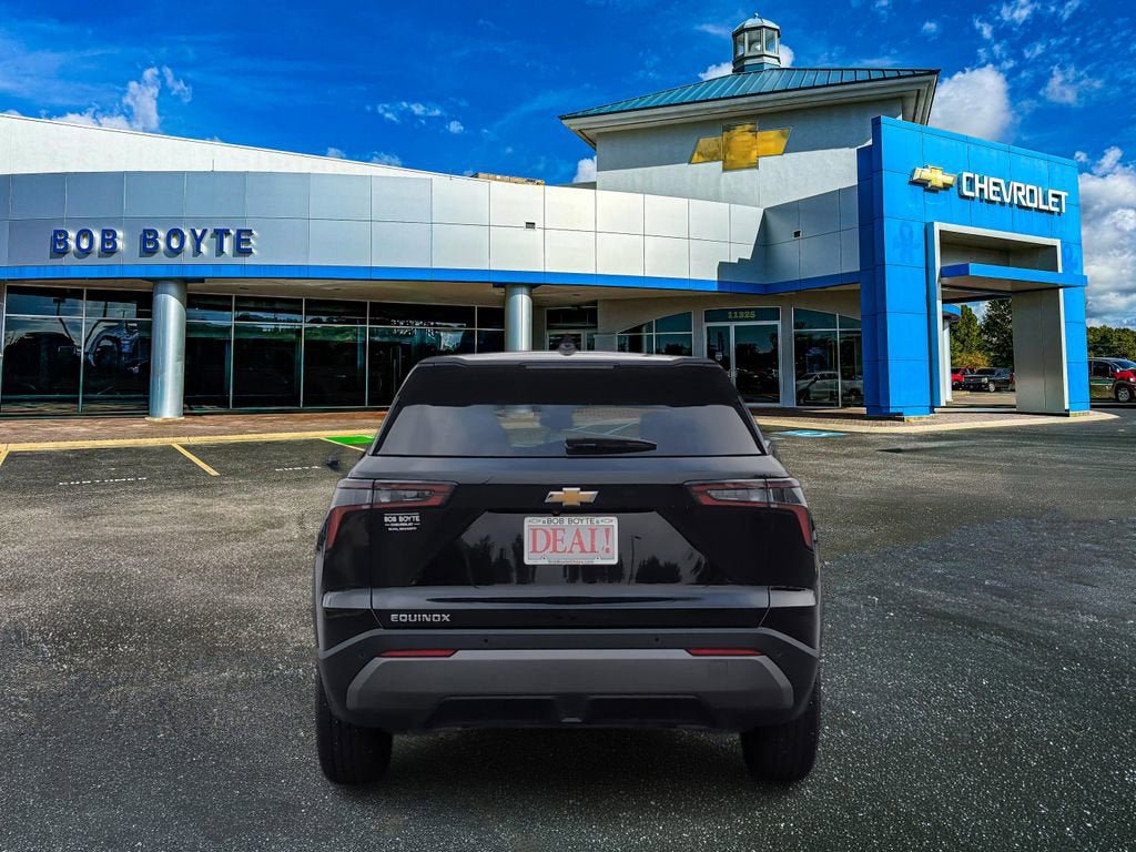 Used 2025 Chevrolet Equinox LT FWD image 4
