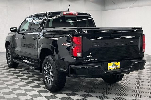 Used 2023 Chevrolet Colorado Z71 w/ Z71 Convenience Package 2 AWD/4WD image 2