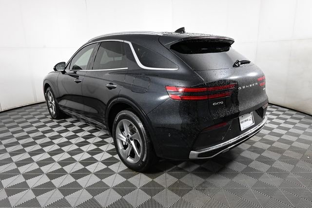 Used 2026 Genesis GV70 2.5T Advanced image 3