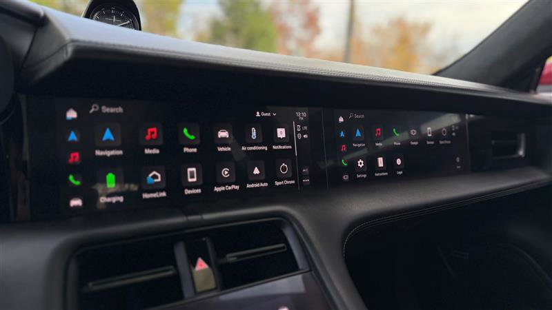 Used 2022 Porsche Taycan GTS image 35