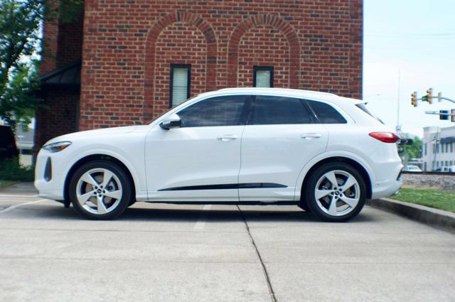 Used 2025 Audi Q5 Prestige AWD/4WD image 8