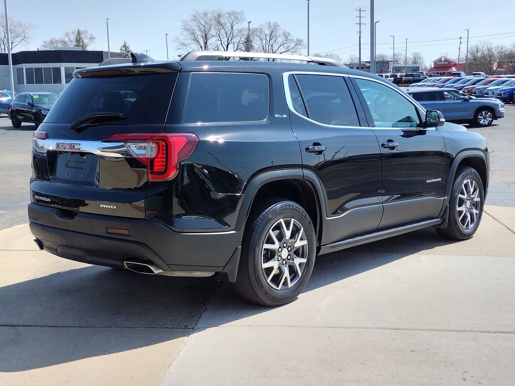 Used 2021 GMC Acadia SLE w/ GMC Pro Grade Package image 16