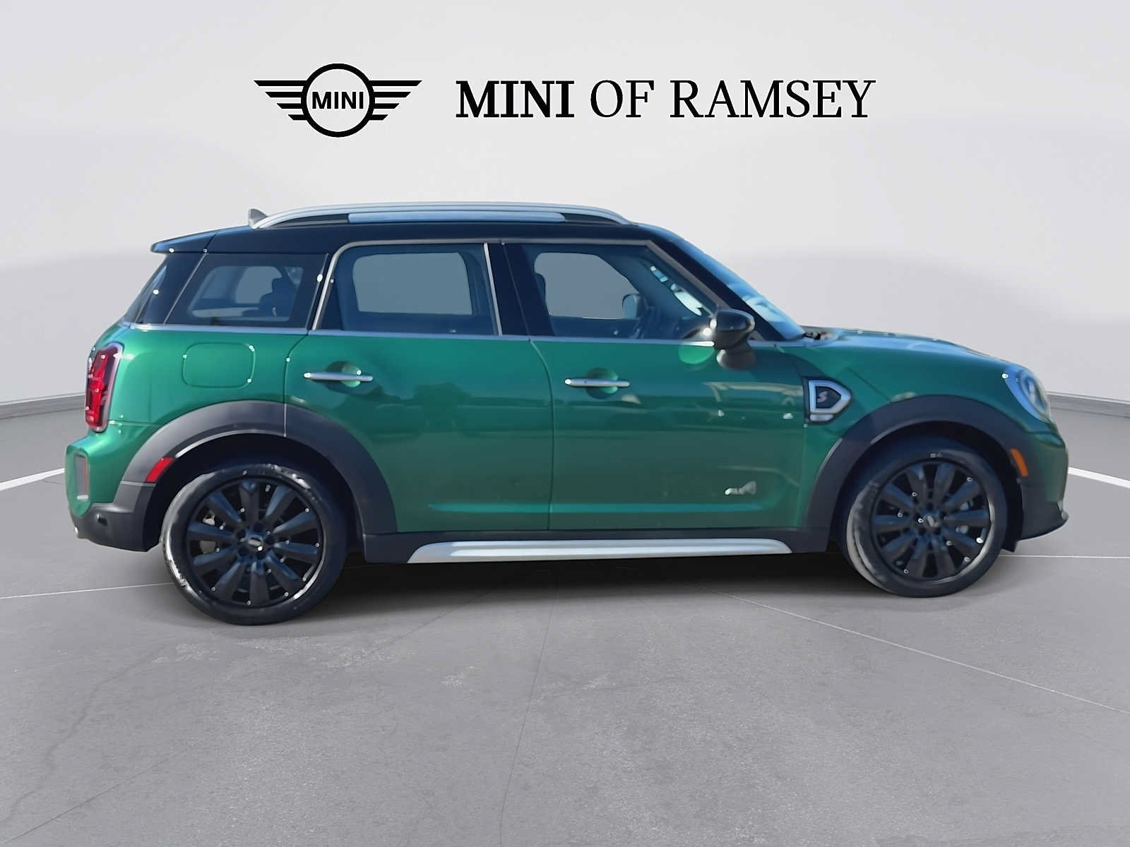 Used 2024 MINI Cooper Countryman S AWD/4WD image 9