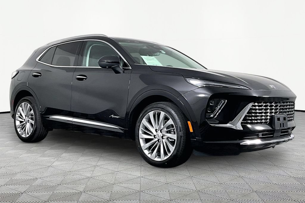 Certified 2024 Buick Envision Avenir AWD/4WD image 3