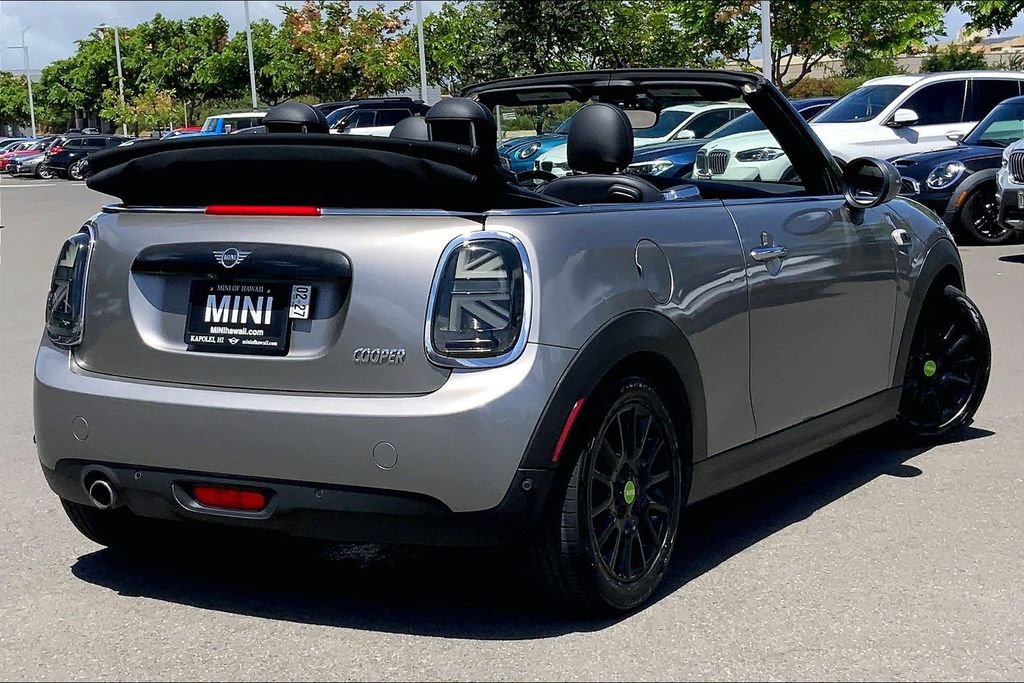 Used 2019 MINI Cooper Convertible FWD image 11