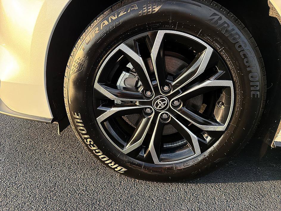 Certified 2026 Toyota Sienna Platinum AWD/4WD image 8