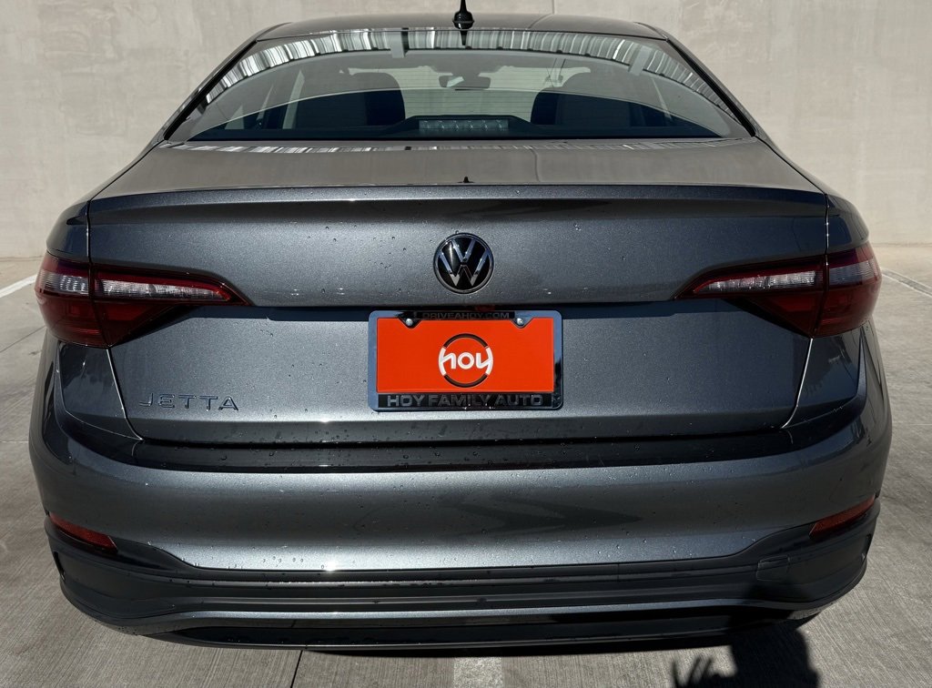 Used 2024 Volkswagen Jetta S image 4