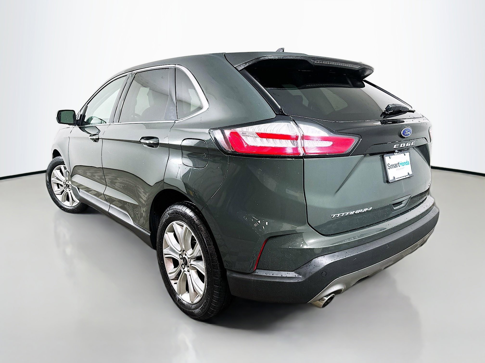 Used 2024 Ford Edge Titanium AWD/4WD image 5
