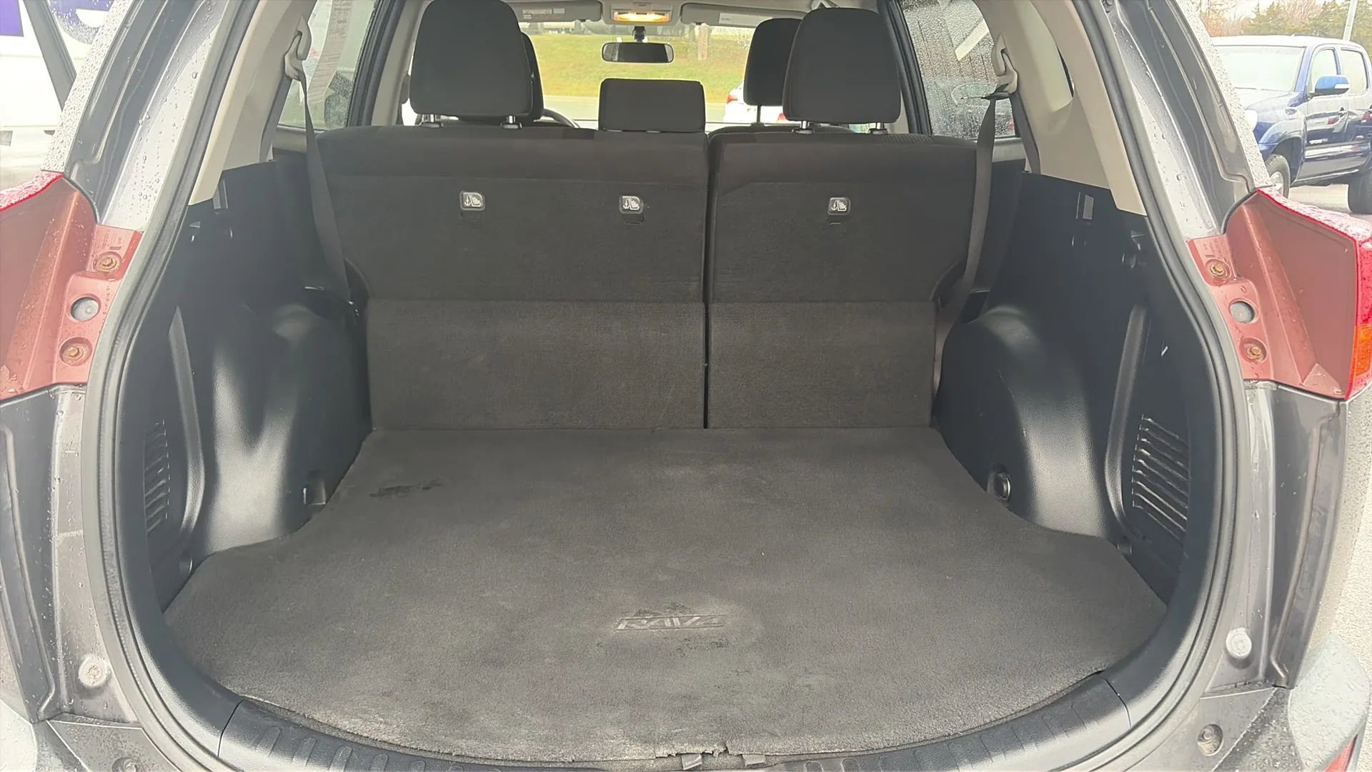 Used 2015 Toyota RAV4 LE image 44