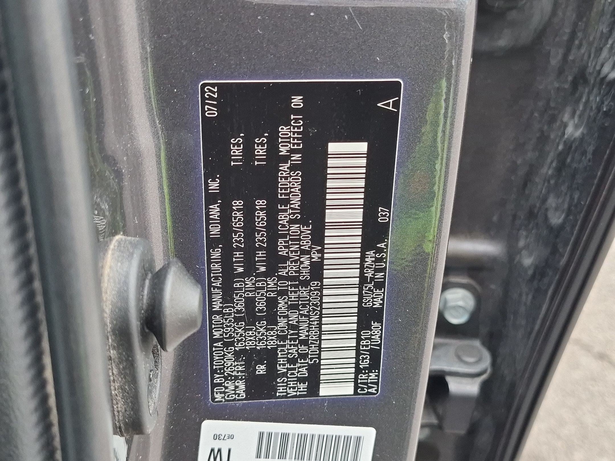 Used 2022 Toyota Highlander XLE AWD/4WD image 37
