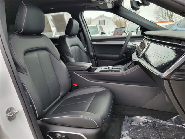 Used 2025 Jeep Wagoneer S Limited image 24