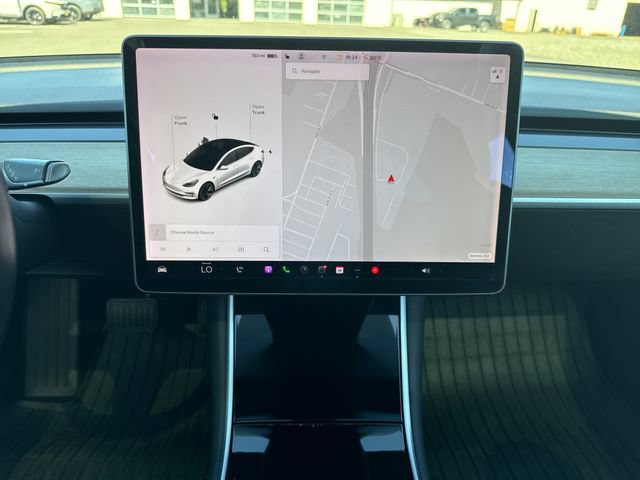 Used 2018 Tesla Model 3 Long Range AWD/4WD image 25