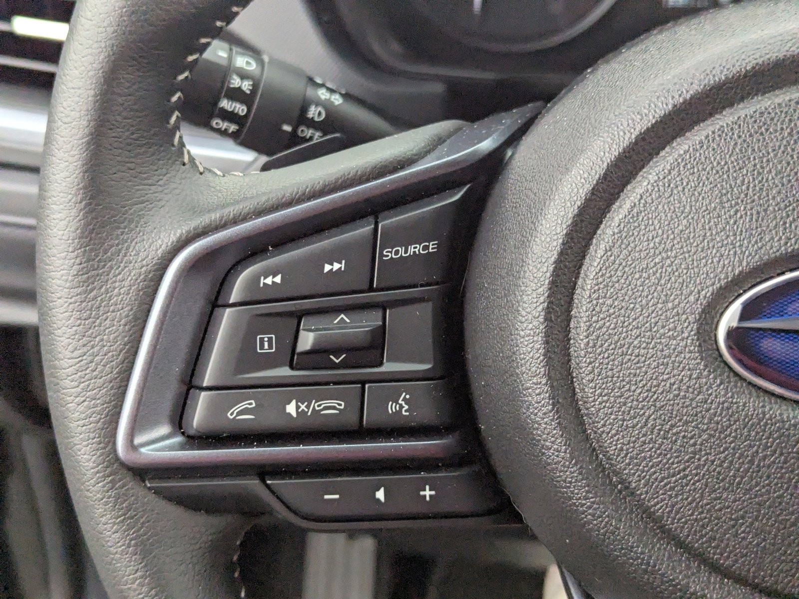 Certified 2025 Subaru Forester Limited image 26