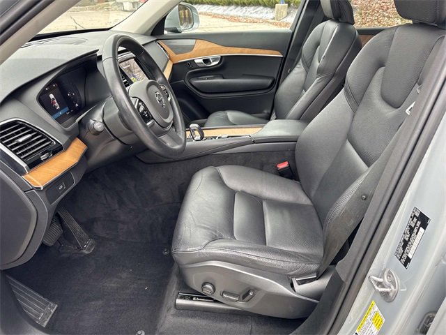 Used 2024 Volvo XC90 B6 Plus w/ Protection Package Premier image 16