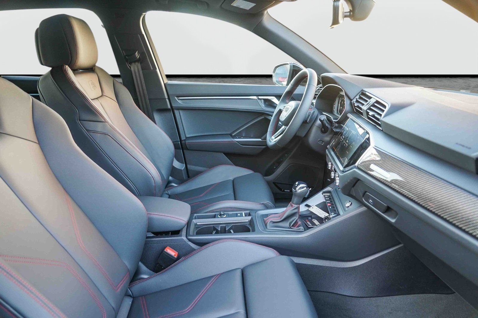 New 2025 Audi Q3 2.0T Premium Plus image 17