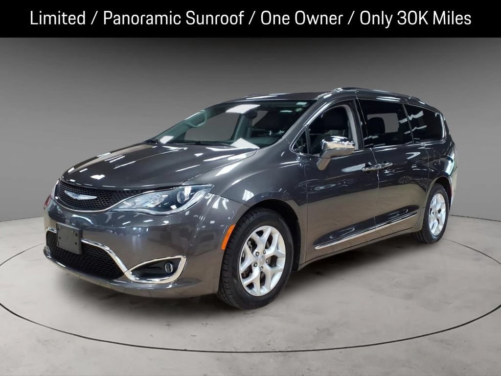 Used 2020 Chrysler Pacifica Limited FWD image 1