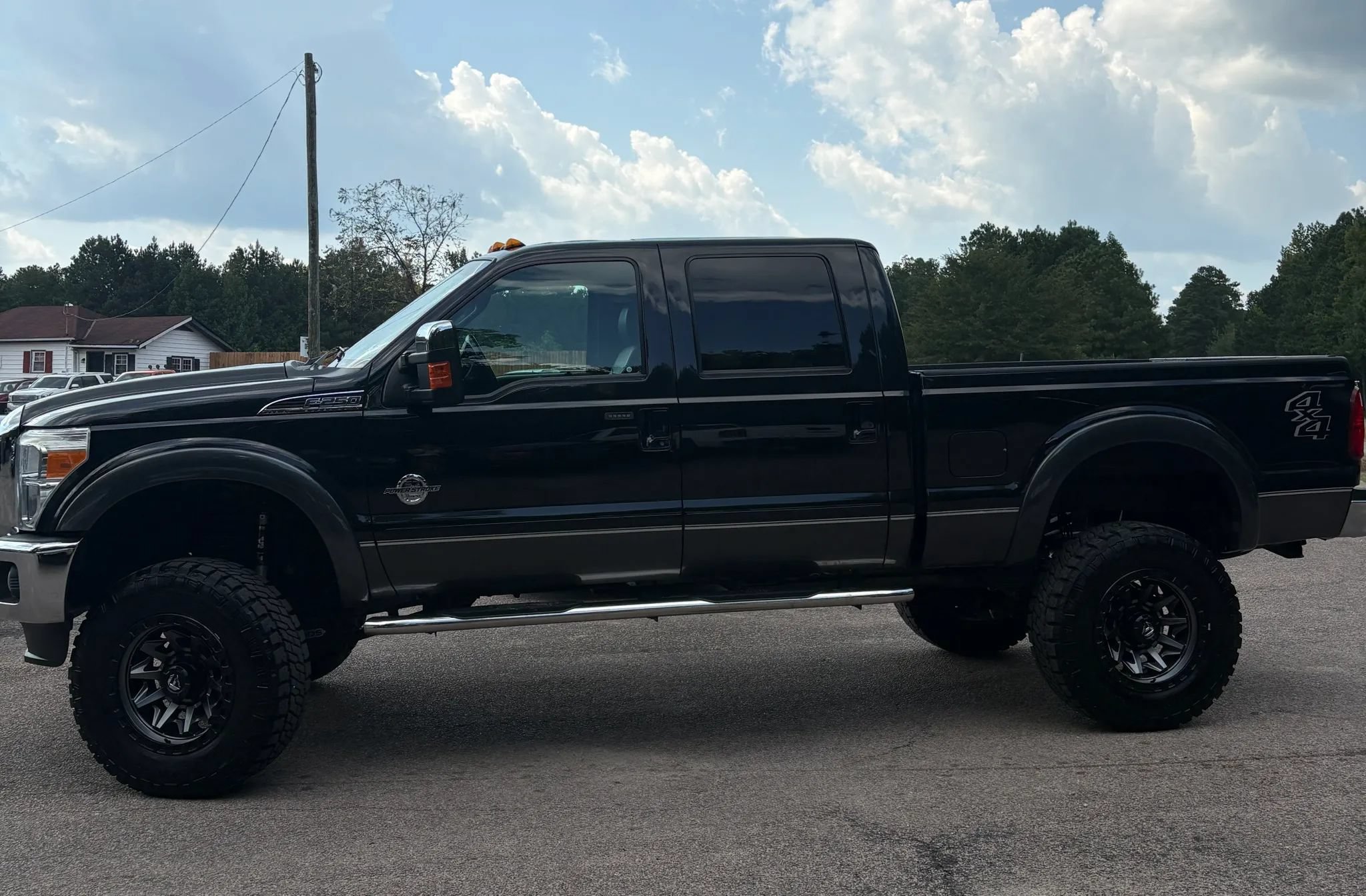 Used 2015 Ford F250 Lariat w/ Lariat Chrome Package AWD/4WD image 3