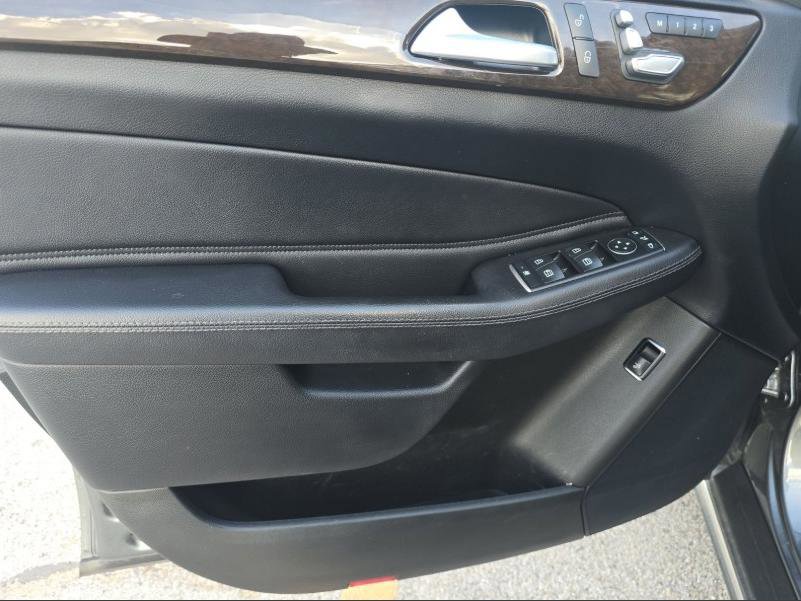 Used 2017 Mercedes-Benz GLE 350 w/ Premium 1 Package image 15