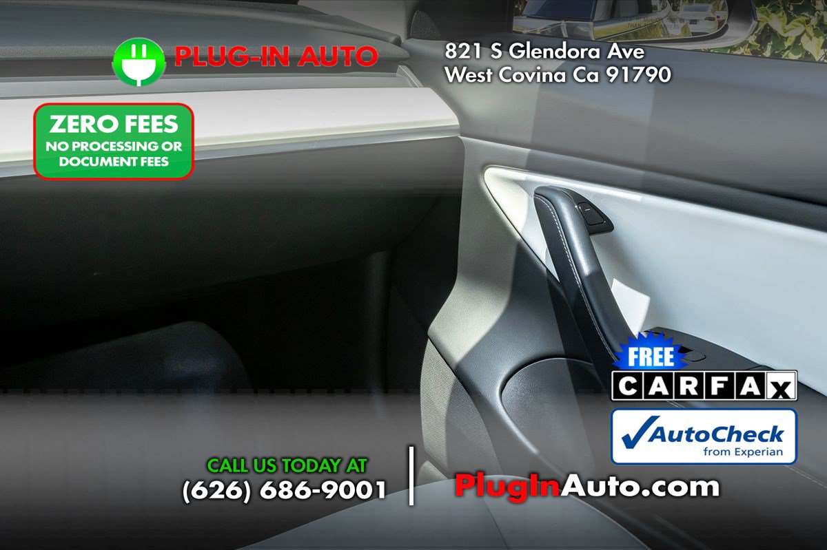 Used 2020 Tesla Model 3 Standard Range Plus RWD image 17