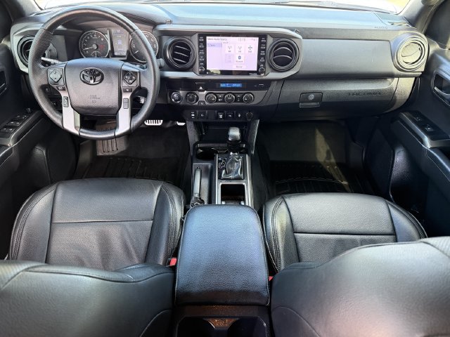 Used 2022 Toyota Tacoma TRD Off-Road AWD/4WD image 9