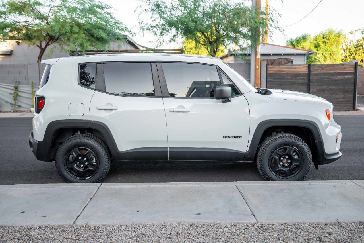 Used 2022 Jeep Renegade Sport image 6