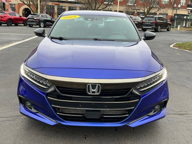 Used 2021 Honda Accord Sport image 2