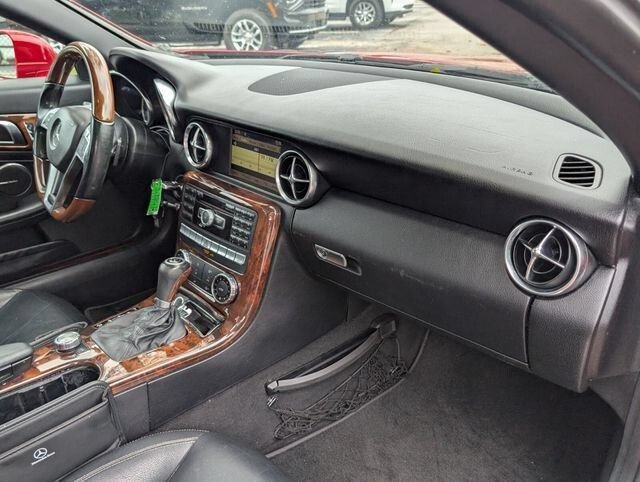 Used 2012 Mercedes-Benz SLK 350 image 18