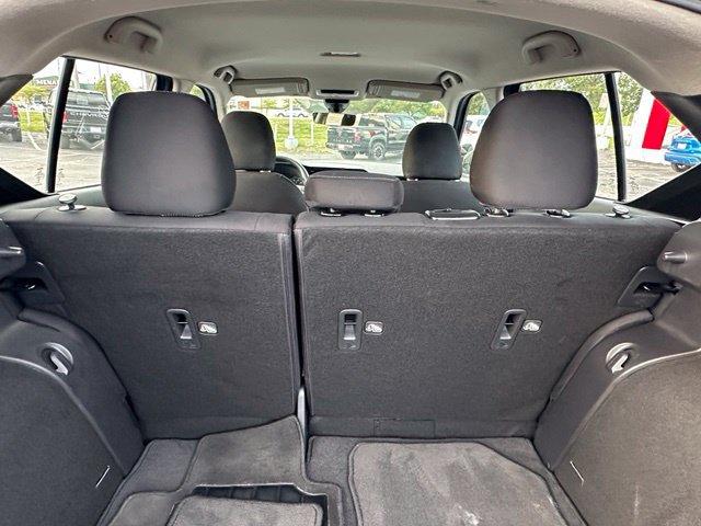 Used 2023 Nissan Kicks SV w/ Interior Electronics Package FWD image 17