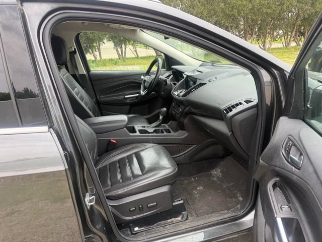 Used 2017 Ford Escape Titanium AWD/4WD image 9