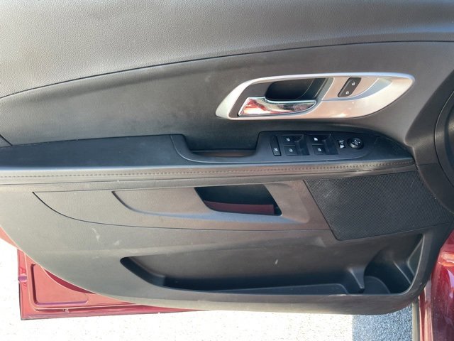 Used 2017 Chevrolet Equinox LT w/ Convenience Package image 14