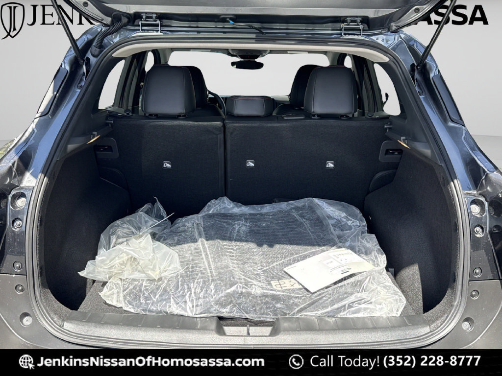 New 2026 Nissan Kicks SR w/ SR Premium Package FWD image 22