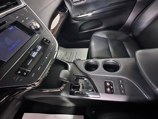 Used 2014 Toyota Avalon XLE Touring FWD image 29