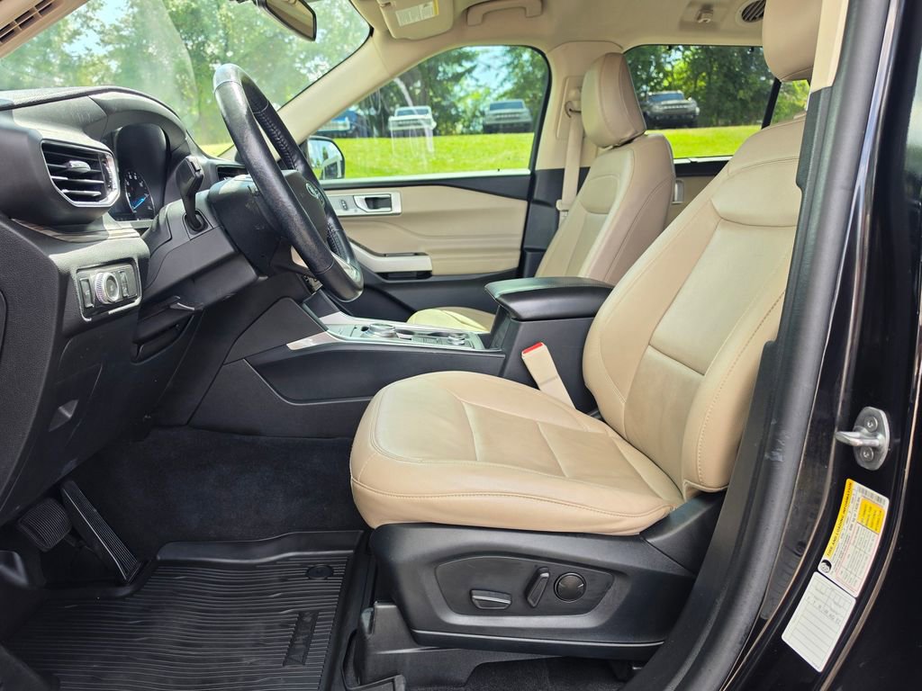 Used 2022 Ford Explorer Limited AWD/4WD image 9