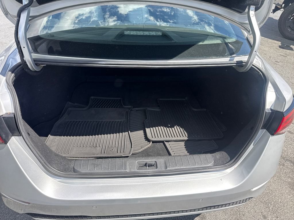 Used 2021 Nissan Sentra SV FWD image 23
